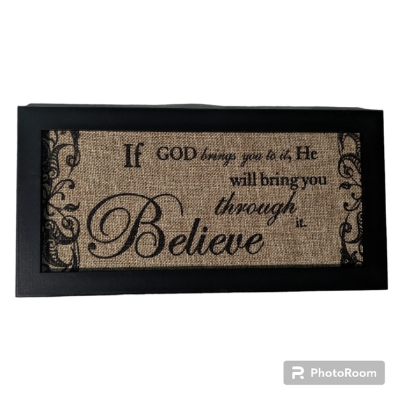 Wooden Burlap Frame Wall Decor - Picture 3 of 7